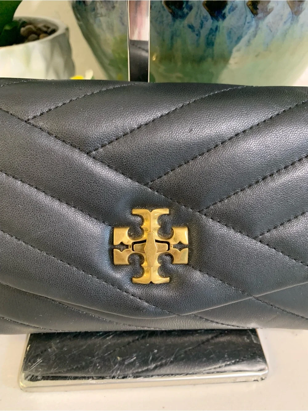 Tory Burch compact quilted